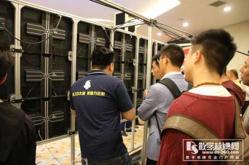 又五場！強力巨彩3d全息廣告機全國推介會火爆ING